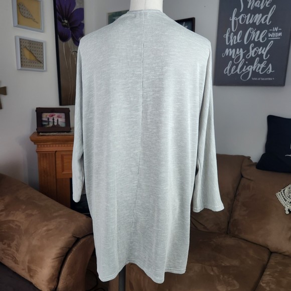 Donni Open Front Lightweight Cardigan Size OS - Picture 2 of 4